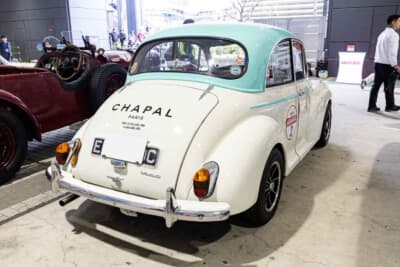 1964年式 モーリス マイナー1000ミットフィールド:コンパクトにまとめられたリアエンドにミットフィールドによる仕立てが映える。質実剛健ながらも温かみのある英国車の美学が詰まった後ろ姿がイベントに彩りを添える