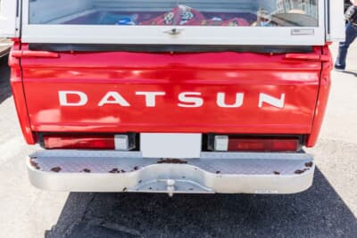 ダットサン トラック