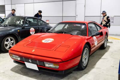 1988年式 フェラーリ 328GTB:ピニンファリーナによる洗練されたフォルムは最も美しいV8フェラーリの1台に数えられ今なお多くの愛好家を惹きつけて止まない