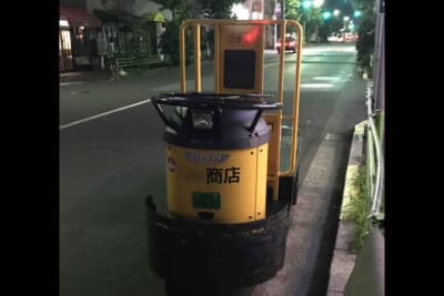 市場や工場で活躍するターレー