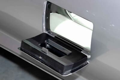 キャデラック サイクロンのドアに付く小窓