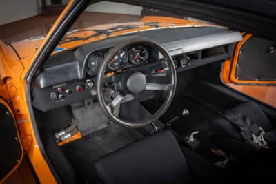 98万5000ドル(邦貨換算約1億5122万円)で落札されたポルシェ「914/6R」(C)Courtesy of RM Sotheby's