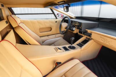 41万7500ドル（邦貨換算約6520万円）で落札されたランボルギーニ「カウンタック25thアニバーサリー」（C）Courtesy of RM Sotheby's