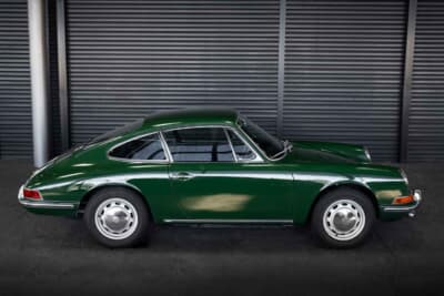 11万2000ドル（邦貨換算約1740万円）で落札されたポルシェ「911」（C）Courtesy of RM Sotheby's