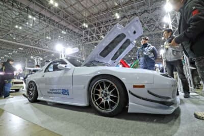 マツダ RX-7:、リアルを楽しむオーナーとともにネオクラシック・チューンドな1台を完成させた