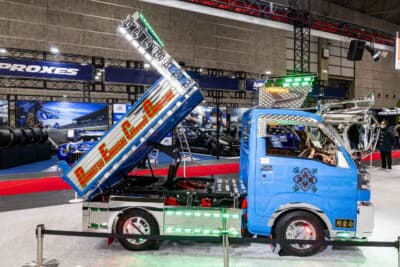 ダイハツ ハイゼット トラック PTO ダンプ 大発命:アートトラックの“文法”を的確に押さえているところからも、ダイハツの本気度が伝わってくる