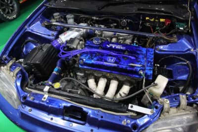 ホンダ シビック(EG6):ARC製インテークチャンバーや戸田カムプーリーなどを装着している