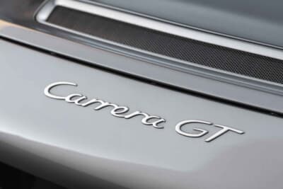 308万5000ドル（邦貨換算約4億8100万円）で落札されたポルシェ「カレラGT」（C）Courtesy of RM Sotheby's