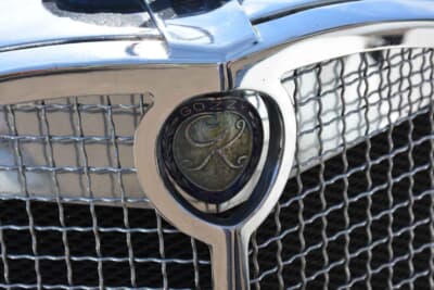 ゴジーSS：フロントグリルに備わるエンブレムには「GOZZI SS」の文字が備わる