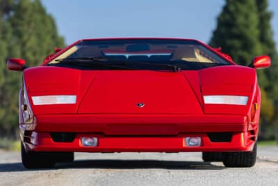 41万7500ドル（邦貨換算約6520万円）で落札されたランボルギーニ「カウンタック25thアニバーサリー」（C）Courtesy of RM Sotheby's