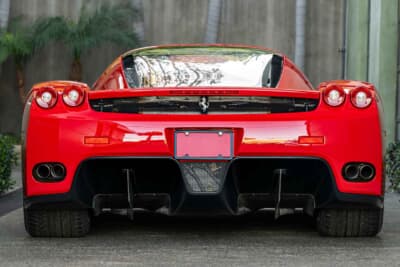 930万ドル（邦貨換算約14億4580万円）で落札されたフェラーリ「エンツォ フェラーリ」（C）Courtesy of RM Sotheby's