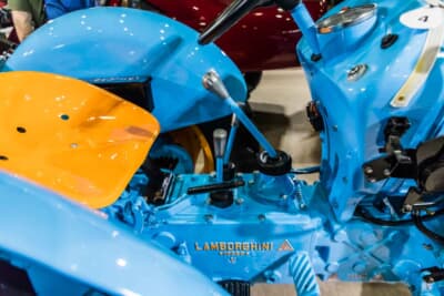 ランボルギーニ 3352R：トランスミッションは2速ながら副変速機があるため実質4速として使える