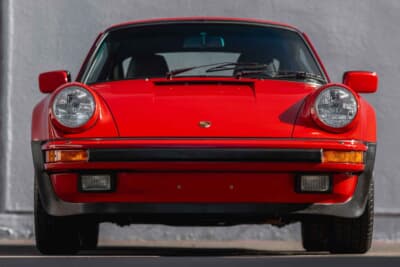 24万800ドル(邦貨換算約3756万円)で落札されたポルシェ「911ターボ」(C)Courtesy of RM Sotheby's