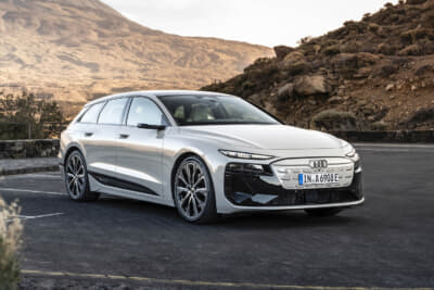 アウディA6 e-tron：フロントから後方に向かってなだらかに美しく流れるルーフラインで人気のAvant