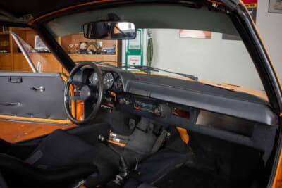 98万5000ドル(邦貨換算約1億5122万円)で落札されたポルシェ「914/6R」(C)Courtesy of RM Sotheby's