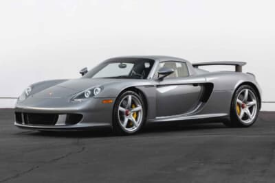 308万5000ドル（邦貨換算約4億8100万円）で落札されたポルシェ「カレラGT」（C）Courtesy of RM Sotheby's