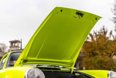 72万5000ドル（邦貨換算約1億1300万円）で落札されたポルシェ「911カレラRS2.7」（C）Courtesy of RM Sotheby's