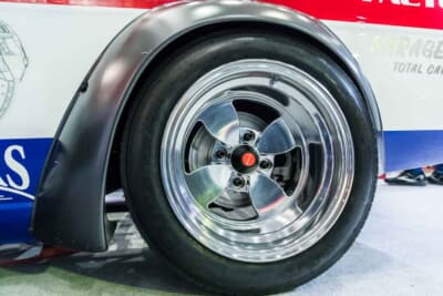 日産 サニートラック： B.R.Eホイール T-1 を装着