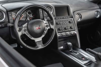 10万800ドル（邦貨換算約1695万円）で落札された日産「GT-R」（C）Courtesy of RM Sotheby's