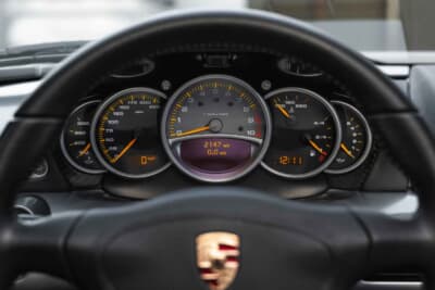 308万5000ドル（邦貨換算約4億8100万円）で落札されたポルシェ「カレラGT」（C）Courtesy of RM Sotheby's