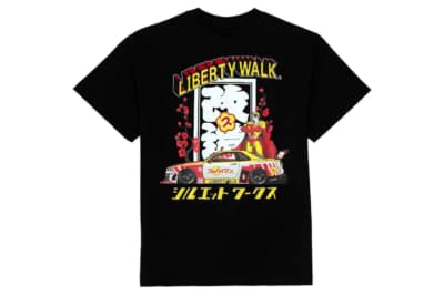 アパレル商品も大人気のリバティウォーク。今回のコラボでは「LIBERTY WALK×スッパイマン」のコラボTシャツとパーカーも登場
