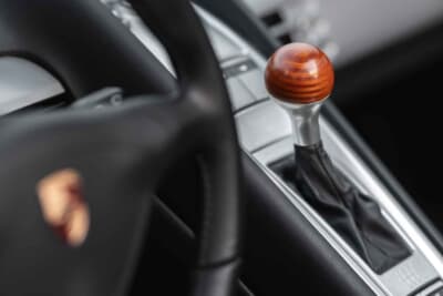 308万5000ドル（邦貨換算約4億8100万円）で落札されたポルシェ「カレラGT」（C）Courtesy of RM Sotheby's