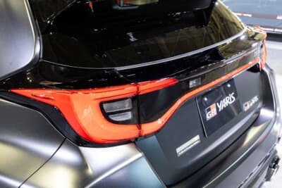 GRヤリス Sébastien Ogier 9x World Champion Edition：一文字に繋がる最新のシグネチャー。夜間でも一目でGRヤリスと判別できる