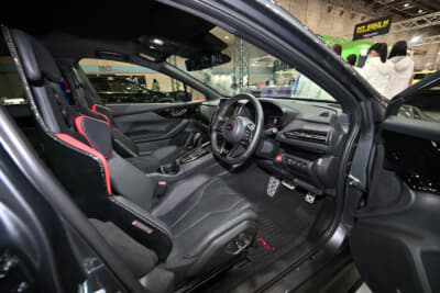 S210 プロトタイプ：レカロ製カーボンバックレストフロントシートを採用する