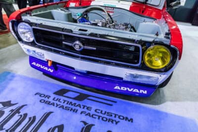 日産 サニートラック： チンスポイラーとオーバーフェンダーで武装した迫力のフロントマスク