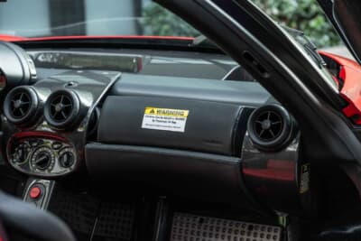 930万ドル（邦貨換算約14億4580万円）で落札されたフェラーリ「エンツォ フェラーリ」（C）Courtesy of RM Sotheby's