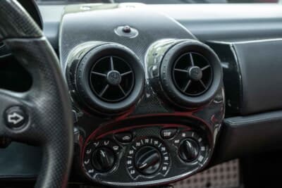 930万ドル（邦貨換算約14億4580万円）で落札されたフェラーリ「エンツォ フェラーリ」（C）Courtesy of RM Sotheby's