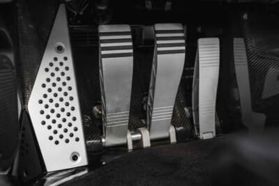 308万5000ドル（邦貨換算約4億8100万円）で落札されたポルシェ「カレラGT」（C）Courtesy of RM Sotheby's