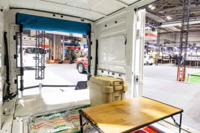 ダイハツ ハイゼットトラック ジャンボ EXTEND3：850mmもスライドした荷室は「NBAの八村塁選手（身長203cm）でも寝られます」とコメント