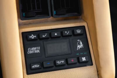 41万7500ドル（邦貨換算約6520万円）で落札されたランボルギーニ「カウンタック25thアニバーサリー」（C）Courtesy of RM Sotheby's