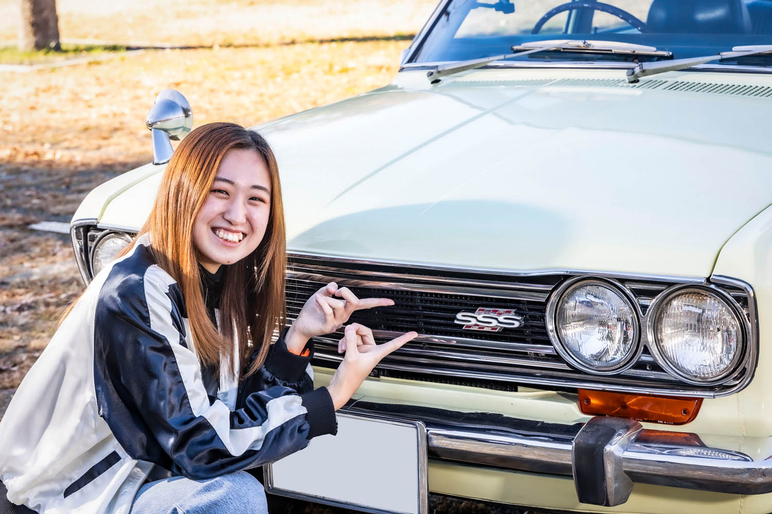 女性が新車から50年大切に乗っていた日産「510ブルーバード」に20歳 女性が新車から50年大切に乗っていた日産「510ブルーバード」に20歳