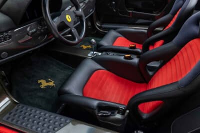 880万5000ドル(邦貨換算約13億7010万円)で落札されたフェラーリ「F50」(C)Courtesy of RM Sotheby's