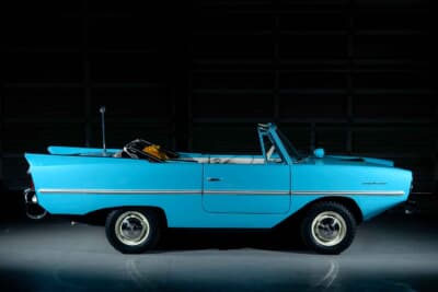 アンフィカー770:全長は4.3mだが、ホイールベースは2.1mと短い