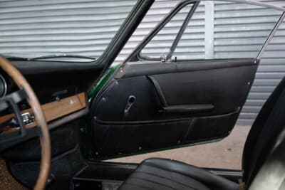 11万2000ドル（邦貨換算約1740万円）で落札されたポルシェ「911」（C）Courtesy of RM Sotheby's