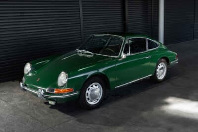 11万2000ドル（邦貨換算約1740万円）で落札されたポルシェ「911」（C）Courtesy of RM Sotheby's