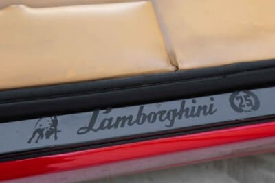 41万7500ドル（邦貨換算約6520万円）で落札されたランボルギーニ「カウンタック25thアニバーサリー」（C）Courtesy of RM Sotheby's