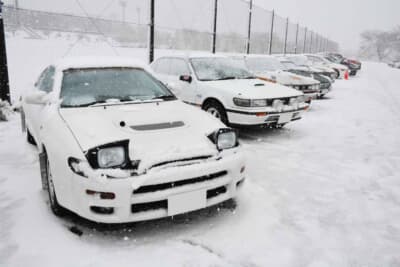 ラリーファンならずとも足を止める展示もされた