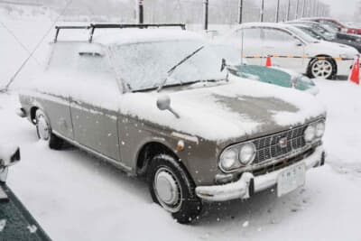 全日本ダットサン会の協力によるヒストリックカー展示も