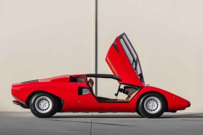 11万2000ドル（邦貨換算約1億7400万円）で落札されたランボルギーニ「カウンタックLP400」（C）Courtesy of RM Sotheby's