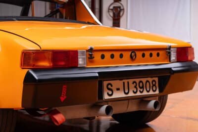 98万5000ドル(邦貨換算約1億5122万円)で落札されたポルシェ「914/6R」(C)Courtesy of RM Sotheby's