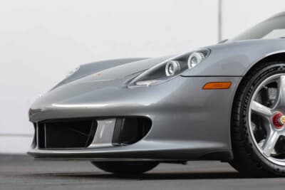 308万5000ドル（邦貨換算約4億8100万円）で落札されたポルシェ「カレラGT」（C）Courtesy of RM Sotheby's