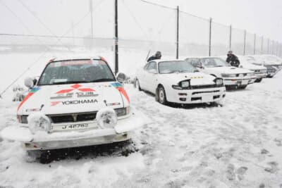 ラリーファンならずとも足を止める展示もされた