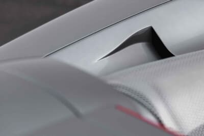 308万5000ドル（邦貨換算約4億8100万円）で落札されたポルシェ「カレラGT」（C）Courtesy of RM Sotheby's