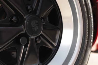 24万800ドル(邦貨換算約3756万円)で落札されたポルシェ「911ターボ」(C)Courtesy of RM Sotheby's