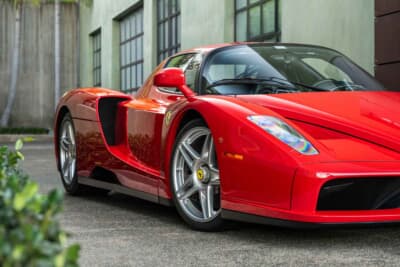 930万ドル（邦貨換算約14億4580万円）で落札されたフェラーリ「エンツォ フェラーリ」（C）Courtesy of RM Sotheby's