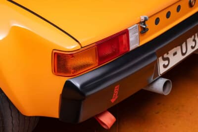 98万5000ドル(邦貨換算約1億5122万円)で落札されたポルシェ「914/6R」(C)Courtesy of RM Sotheby's